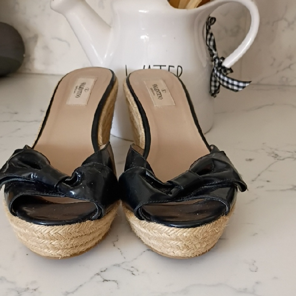 VALENTINO GARAVANI WEDGE ESPADRILLES PATENT LEATHER - Picture 2 of 8